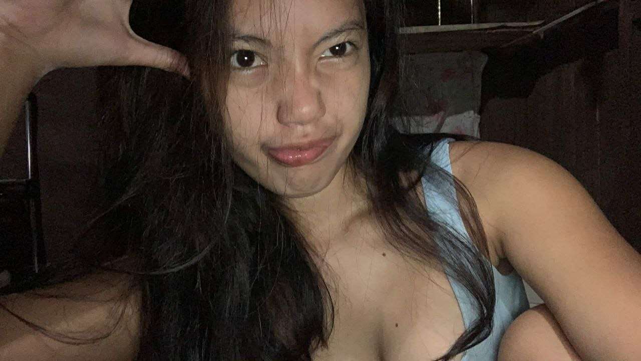 Rare Pink Nipples Caught in Action